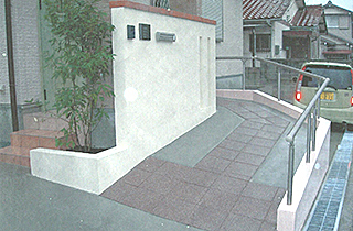 玄関・スロープ