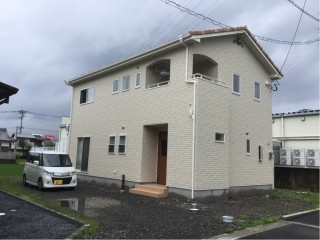 C42D73A7-57F6-46E8-9A59-27E04618A16D