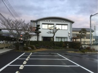 1E681976-B168-4F81-BA85-53A2A21C7981