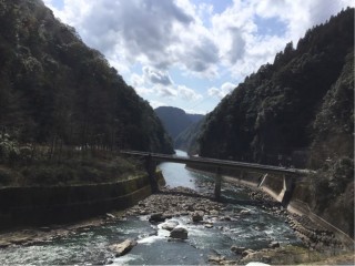 C6C3B04D-FC85-4F98-BB0B-3BD3DA1240B2