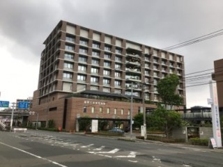 650AE06F-C1A3-4386-B090-B05ABFD64933