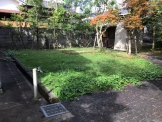 092F27EF-1739-4A8B-904B-1AA96A2E187C